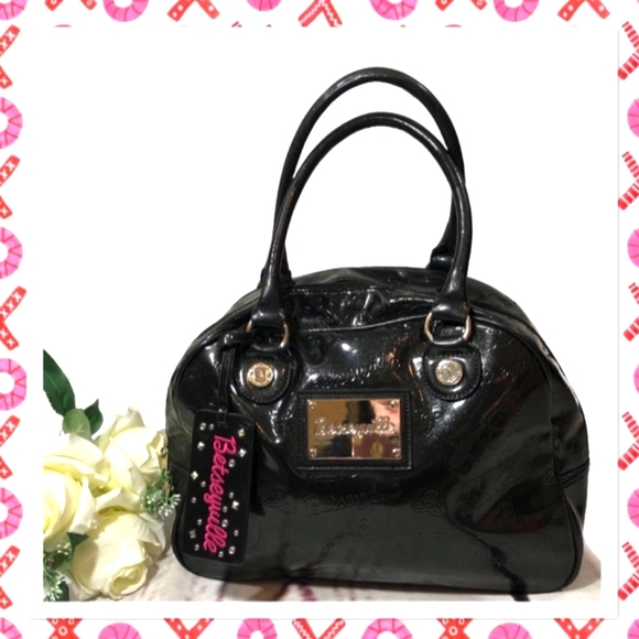 Betsey Johnson Handbags - Betsey Johnson betseyville black patent leather dome satchel